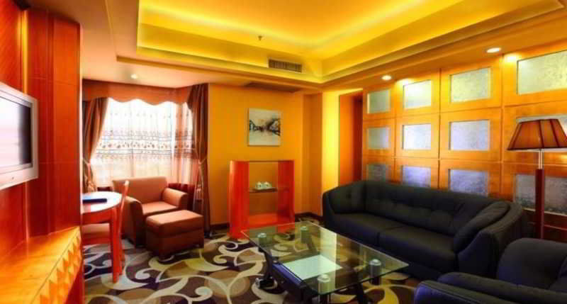 Bluesky Hotel Kanton Exterior foto
