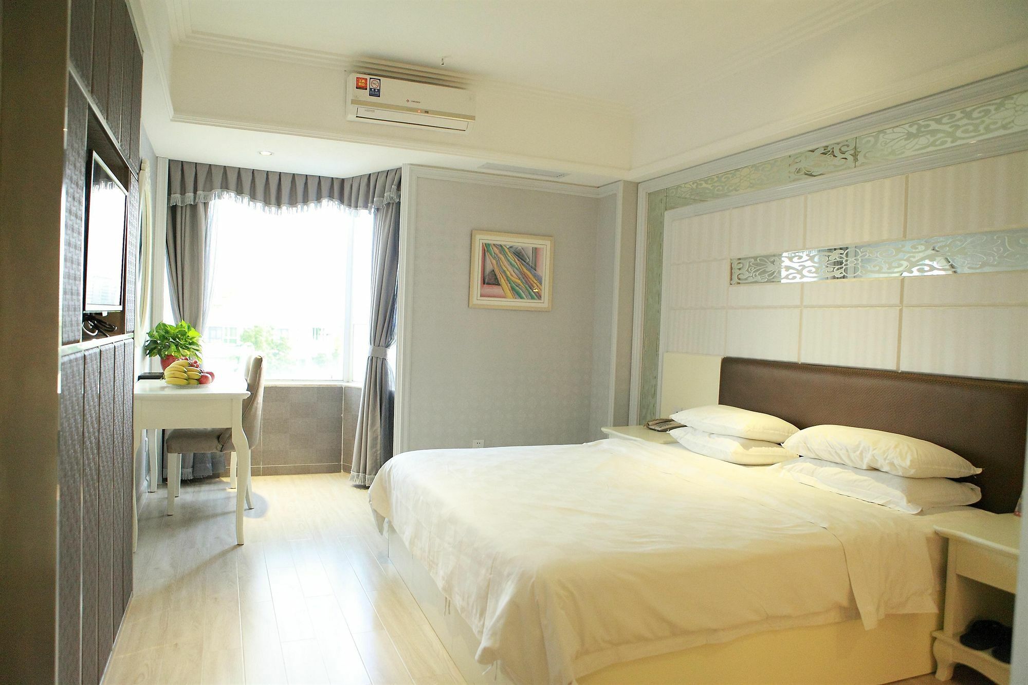 Bluesky Hotel Kanton Exterior foto