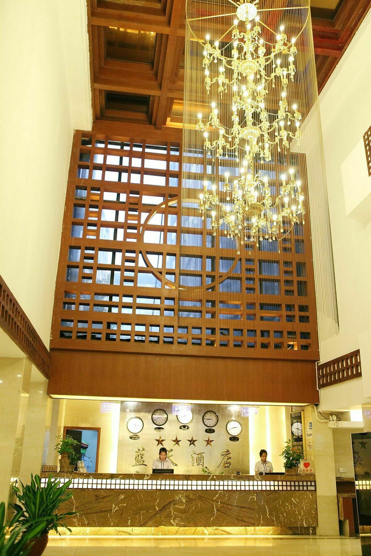 Bluesky Hotel Kanton Exterior foto
